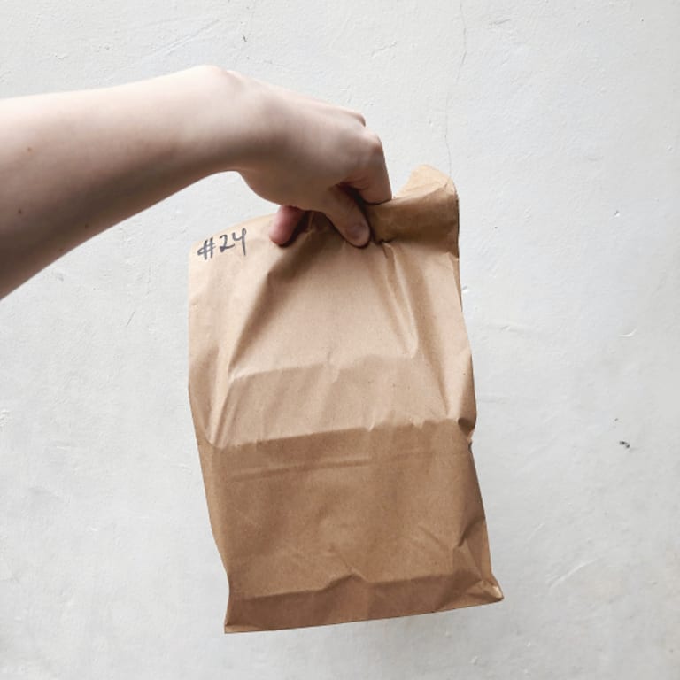 Convenient Pickup and Delivery for Fresh Seafood and Southern Comfort